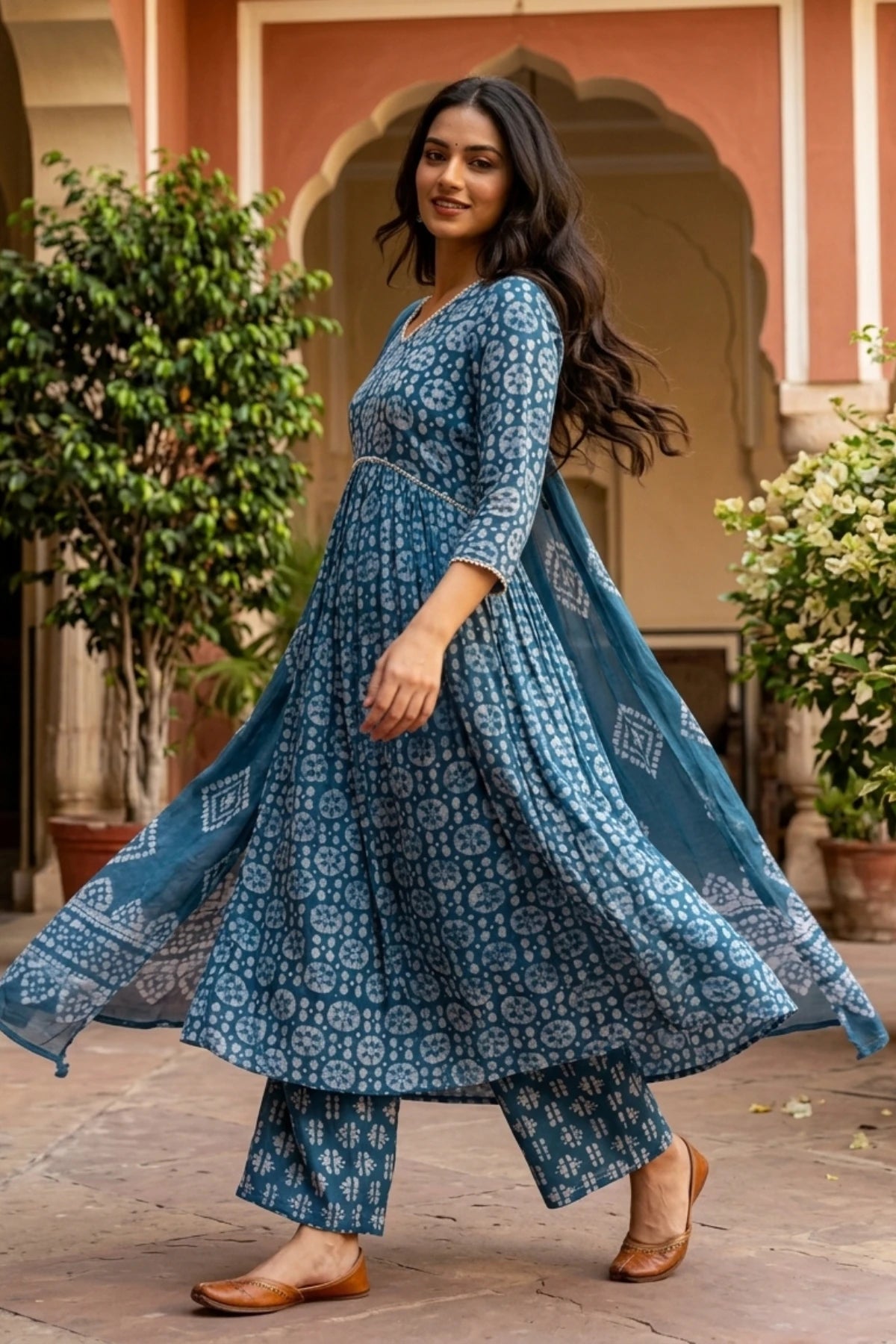 Crushed Batik in Alia’s Anarkali Suit