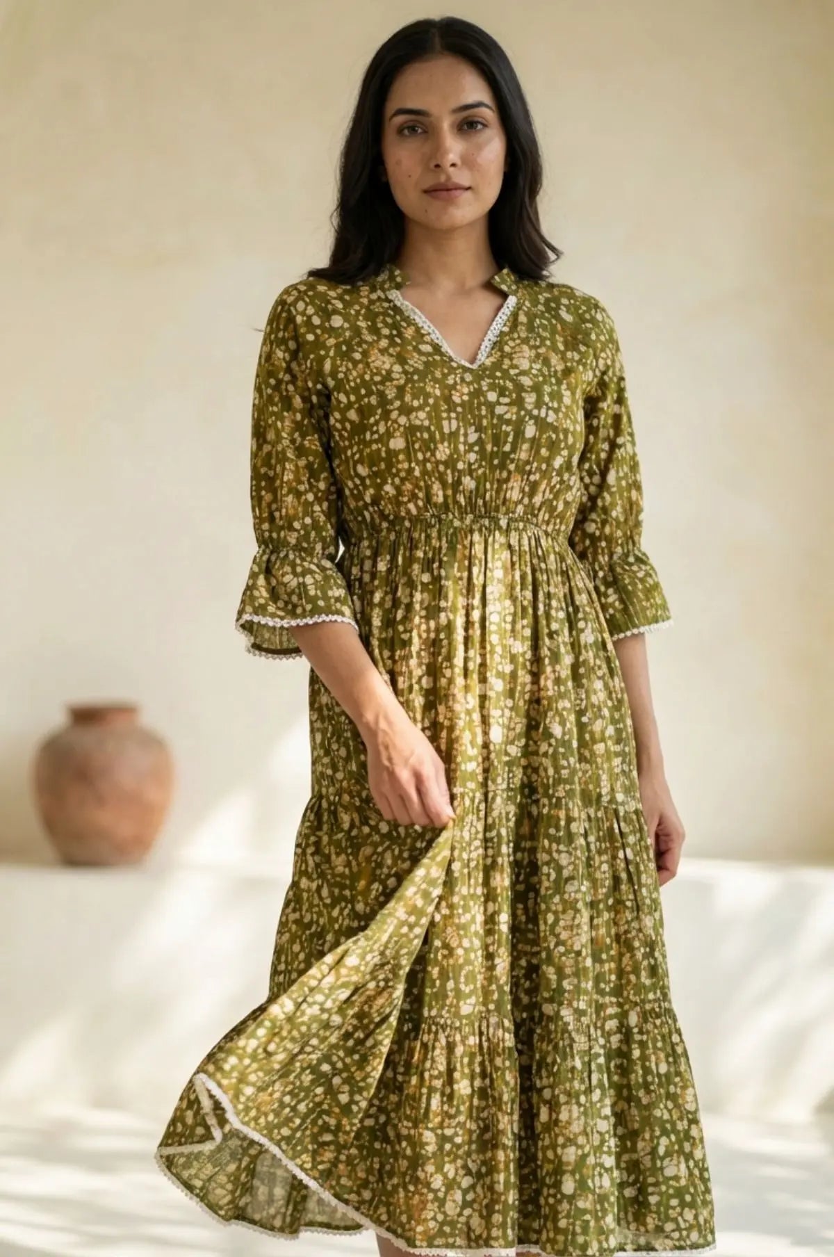 Mehendi Glow Lurex Midi Dress