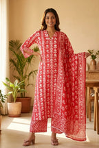 Batik Saavri Suit Set