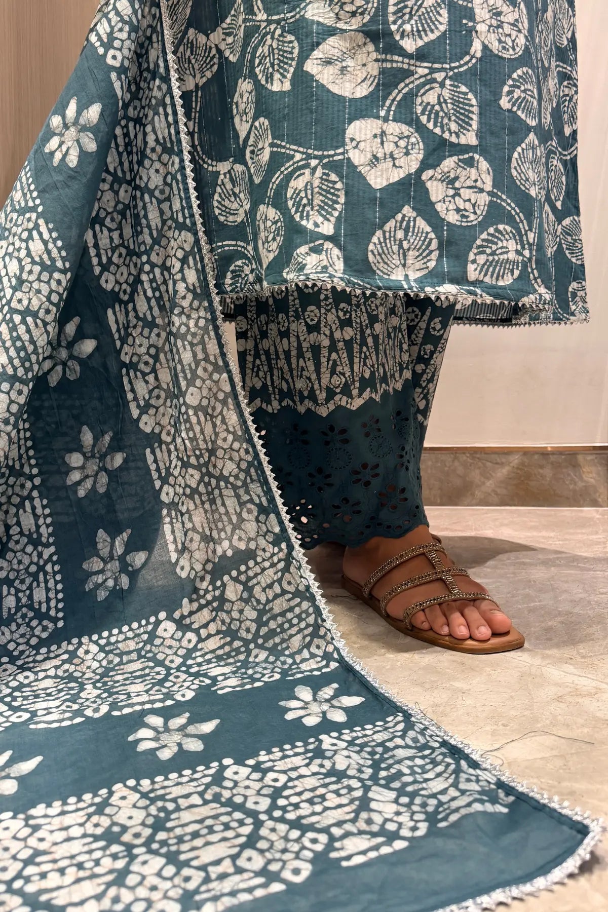 Silver Lining Batik Kurta Set – dupatta and hem detail | handcrafted batik ethnic wear for women | Shades of You