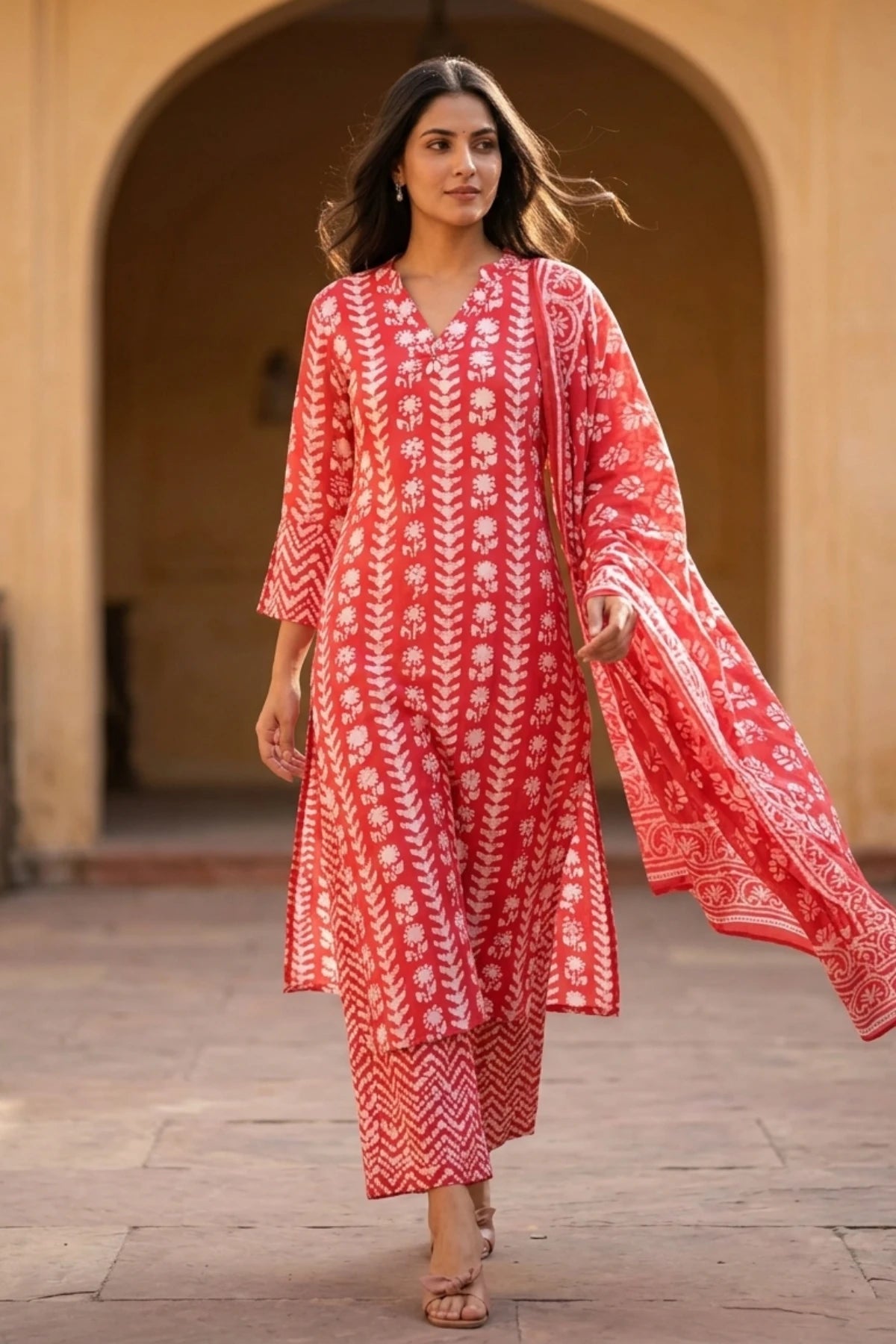 Batik Saavri Suit Set