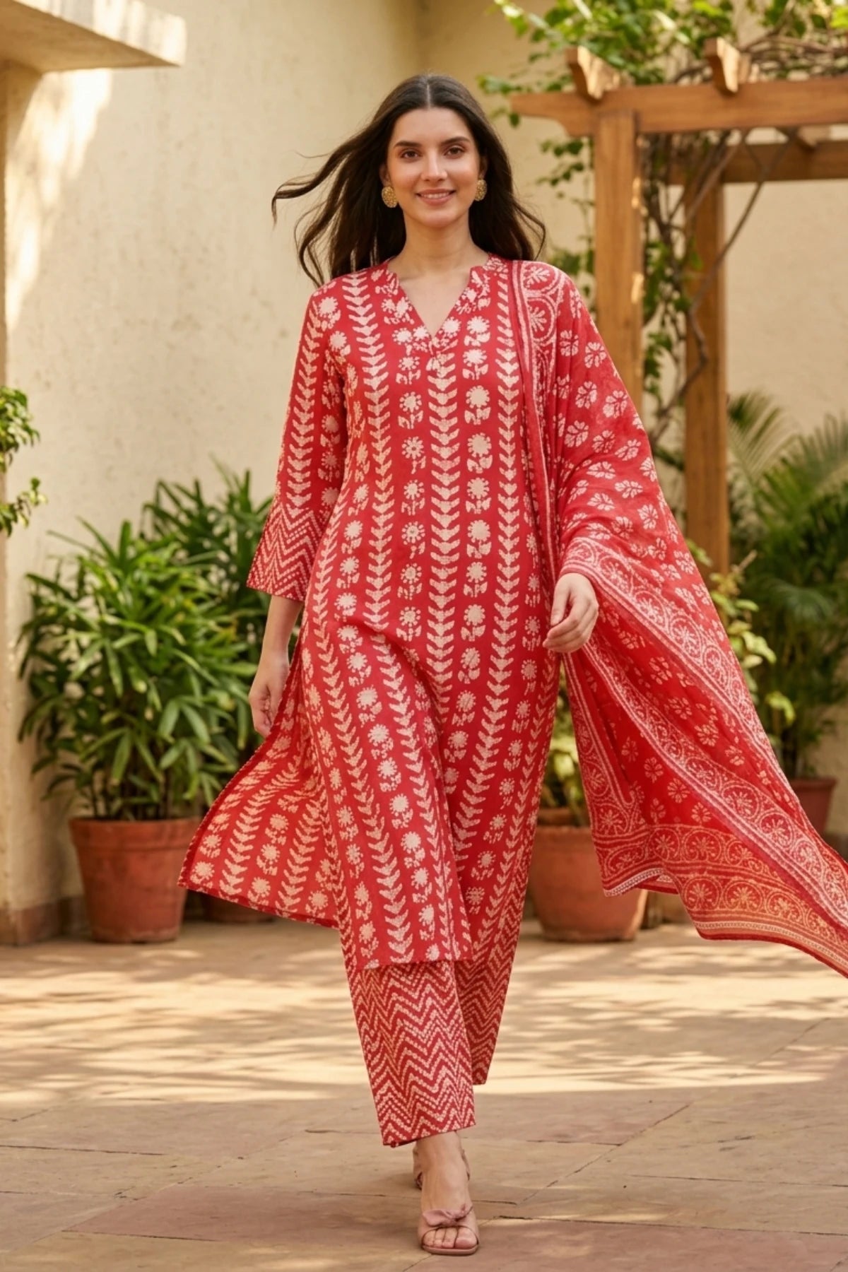 Batik Saavri Suit Set