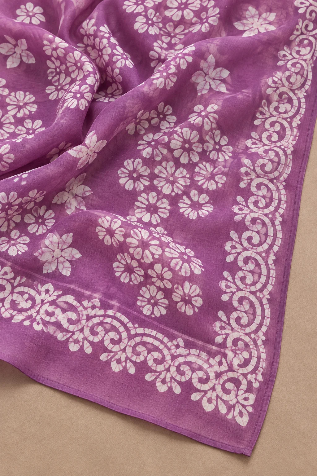 Kasni Van batik dupatta - floral motifs and scroll border detail