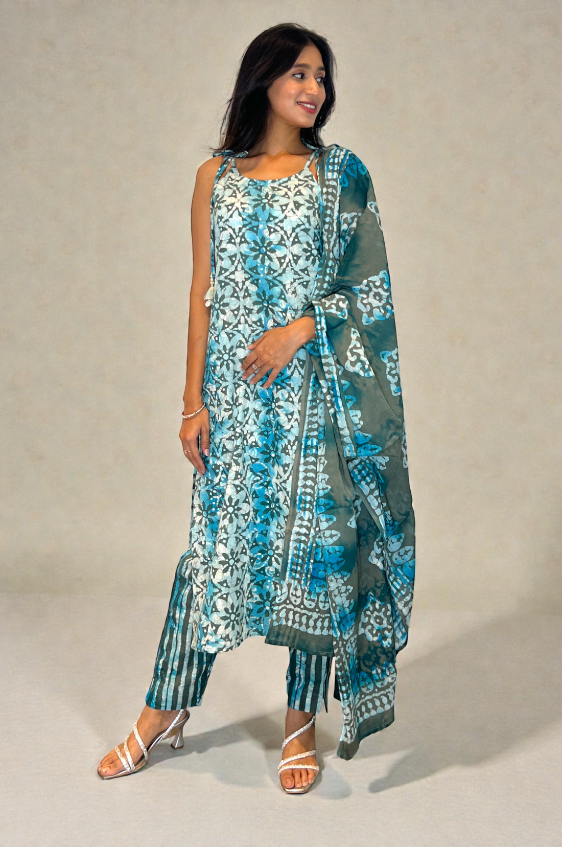 Batik Grey Aasman Suit Set