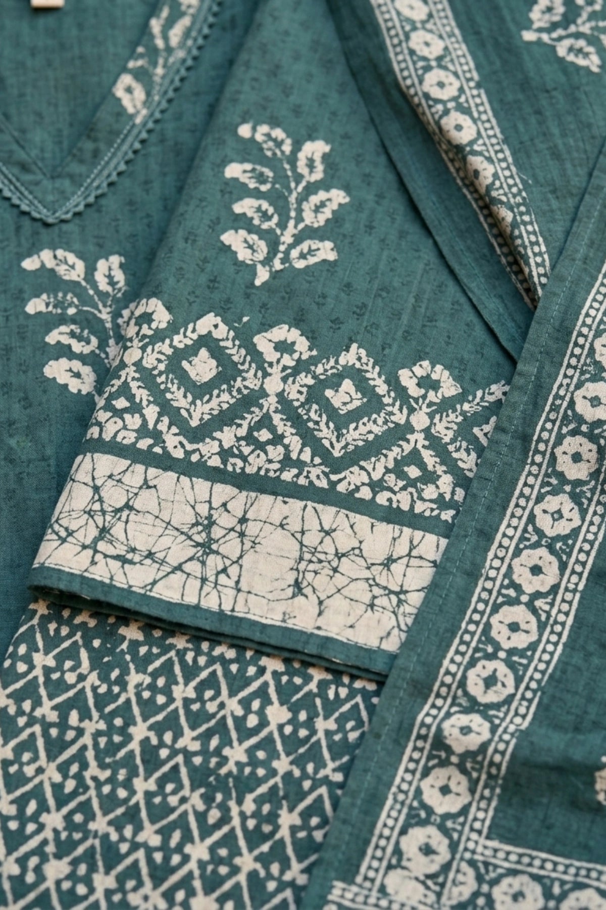 Rama Van Batik Suit Set