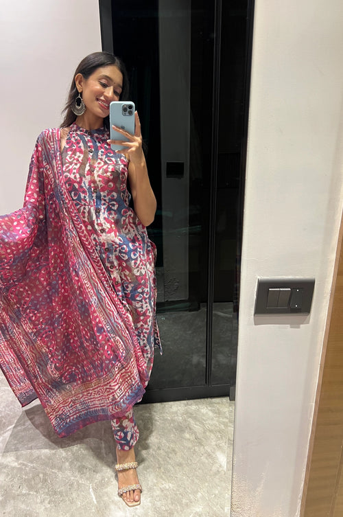 Batik & Tie Dye’s Love Child