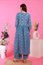 Crushed Batik in Alia’s Anarkali Suit