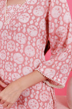 Zindagi Gulzar Hai Batik Suit Set