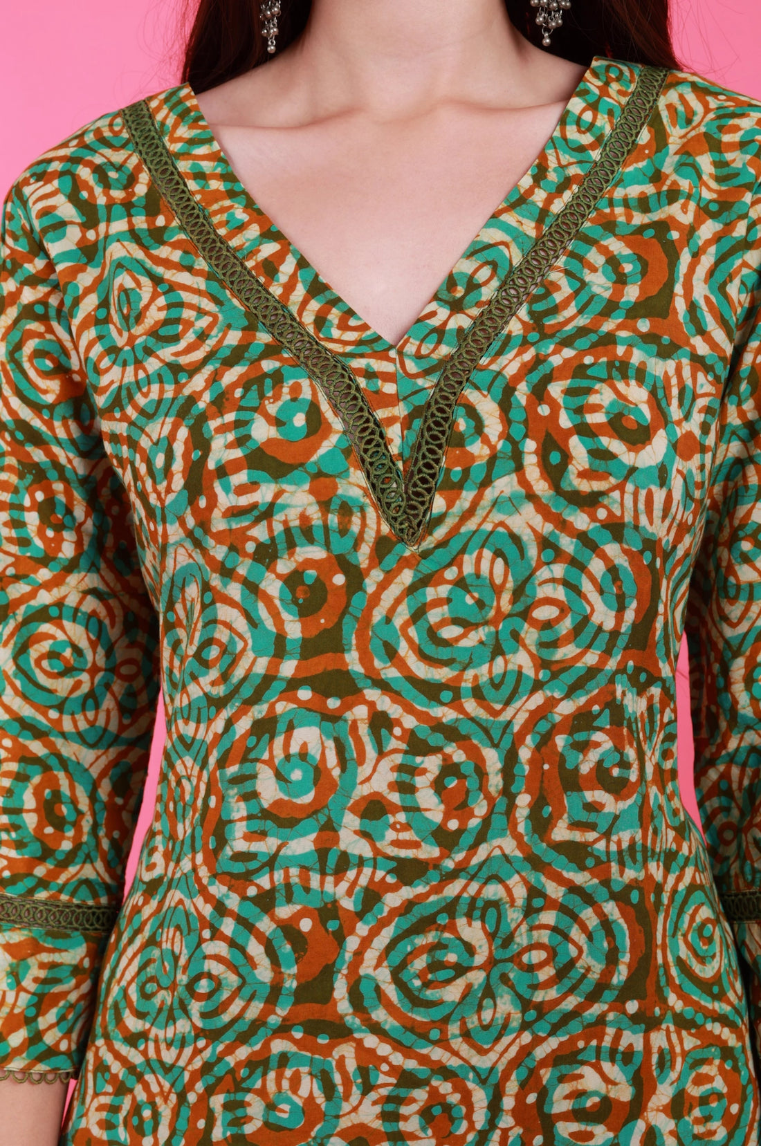 Noorban Batik Suit Set