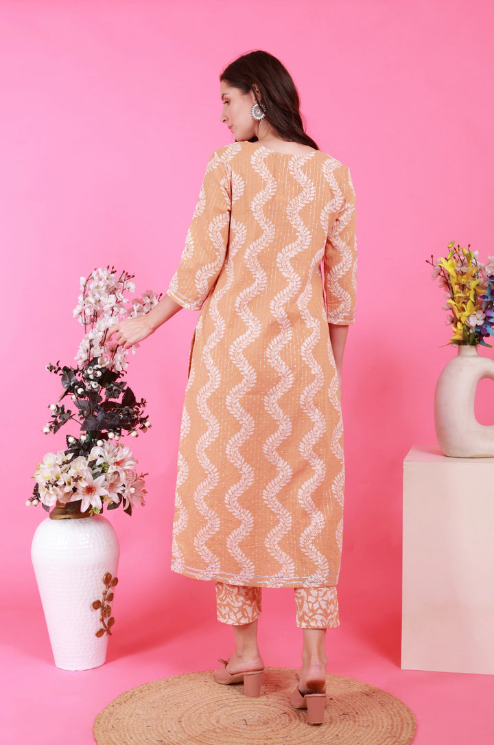 Batik Suit Set in A Dessert