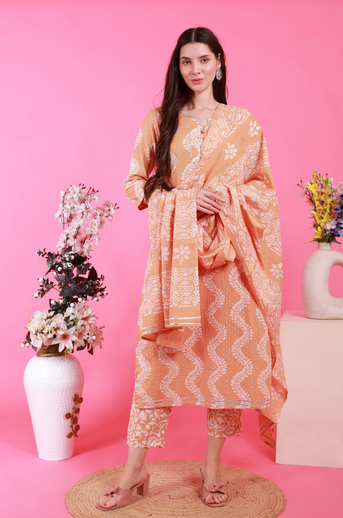 Batik Suit Set in A Dessert