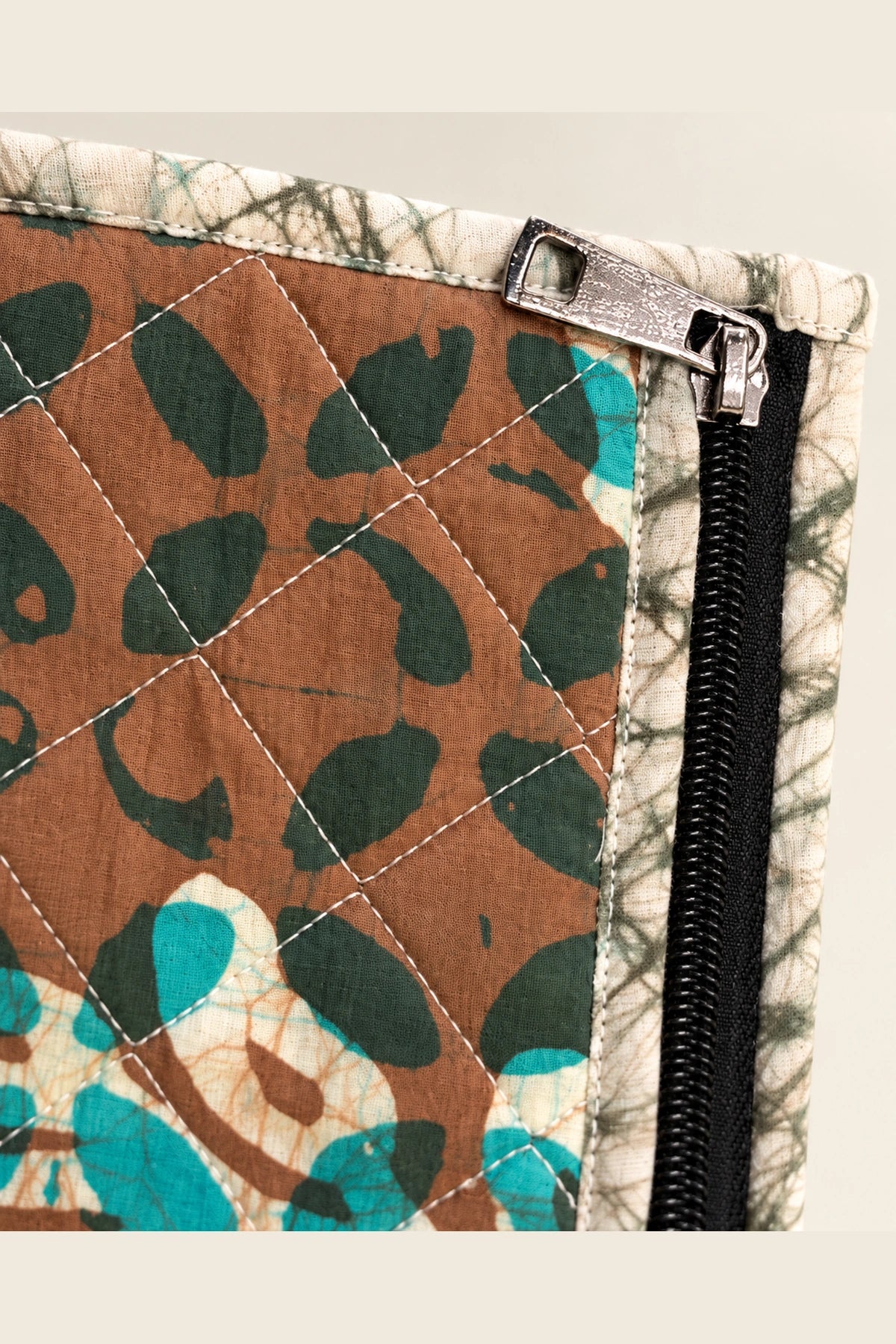 Coin Pouch in Brown Teal Leaf print – close-up of zip and quilted batik | Shades of You