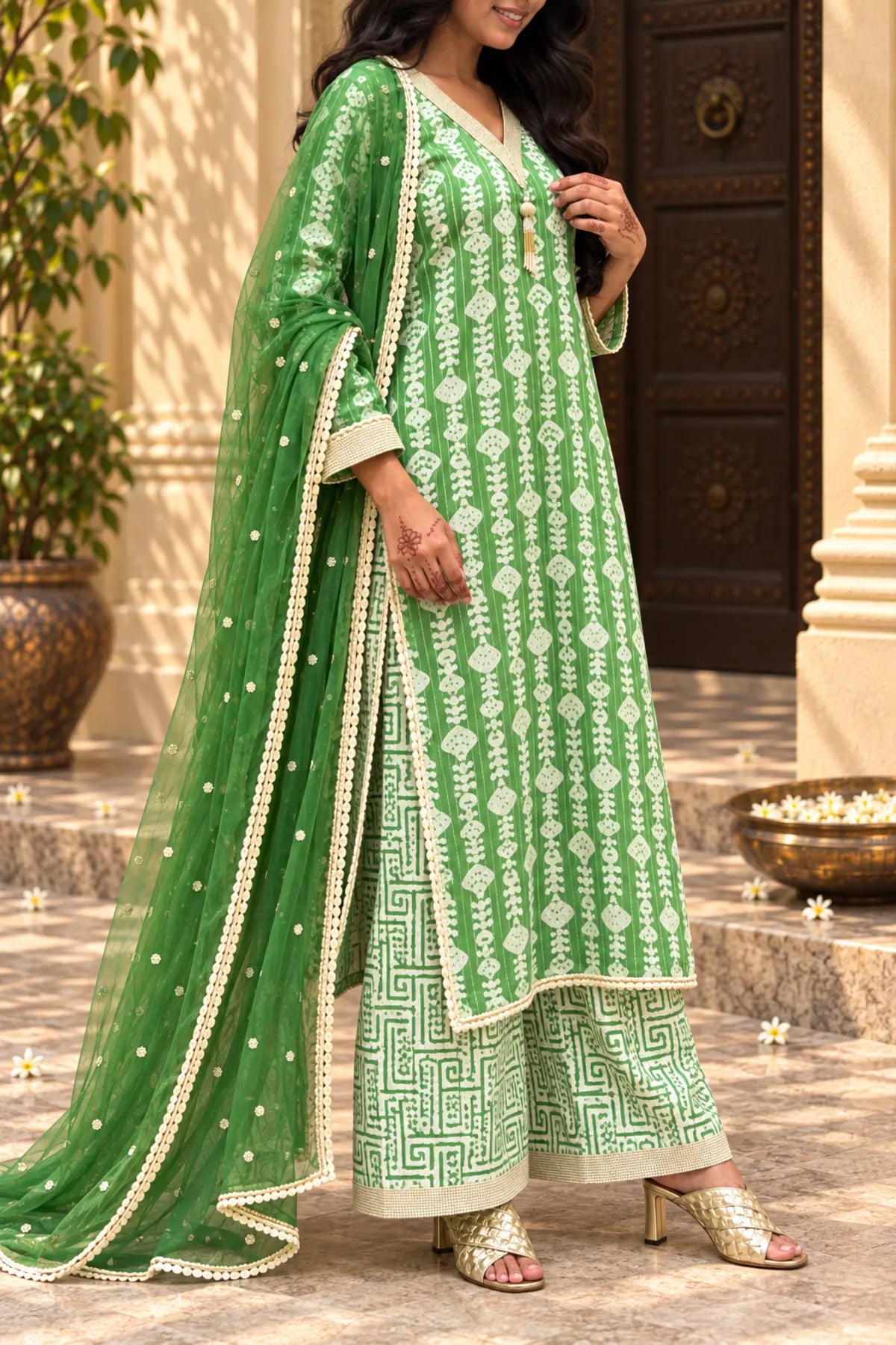 Mehrya Green Batik Set - back view